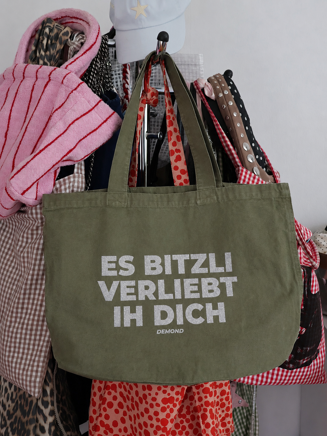 Es bitzli verliebt ih dich Shopper Grün/Silber