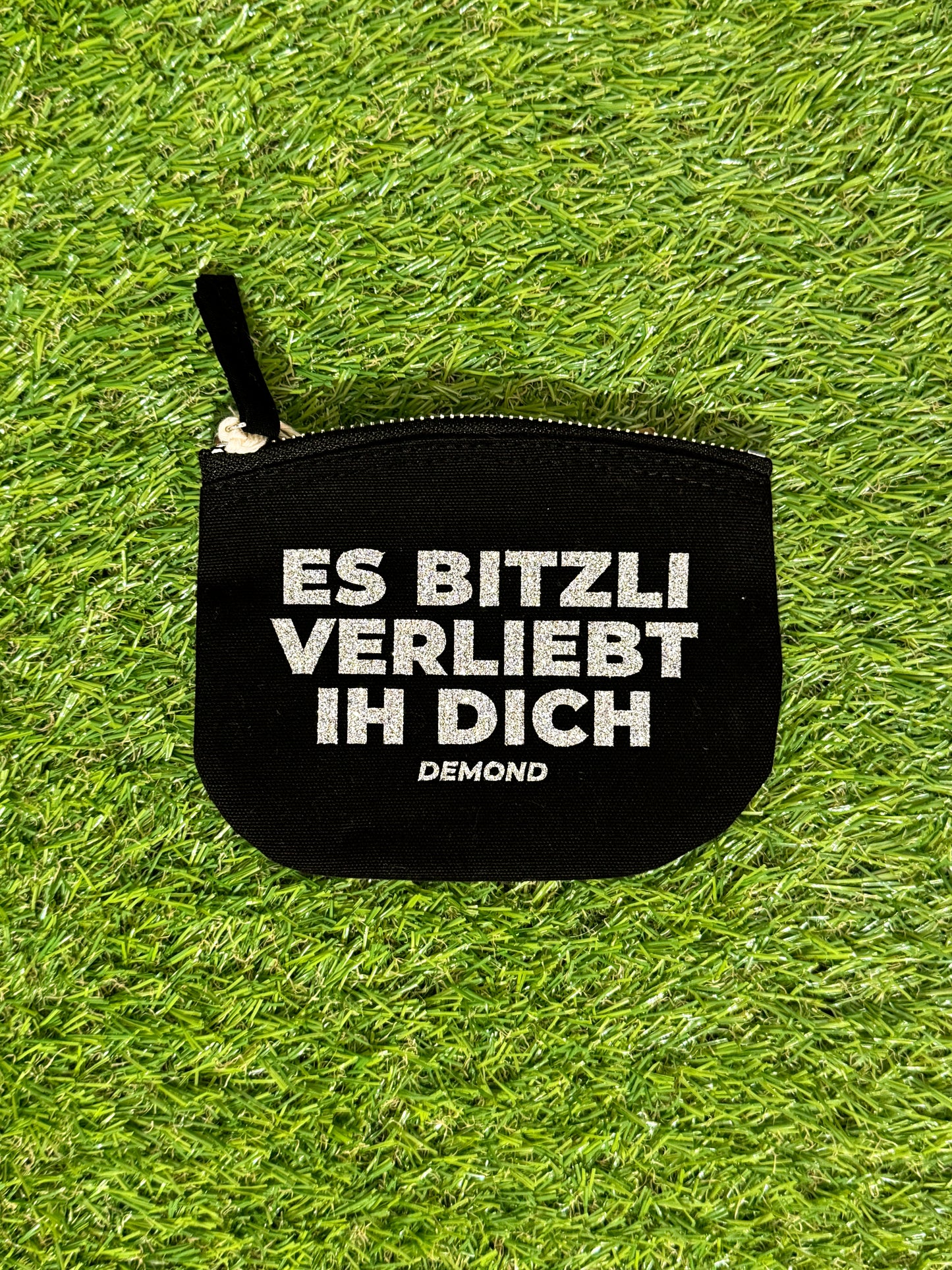 Es bitzli verliebt ih dich Nessesaire klein