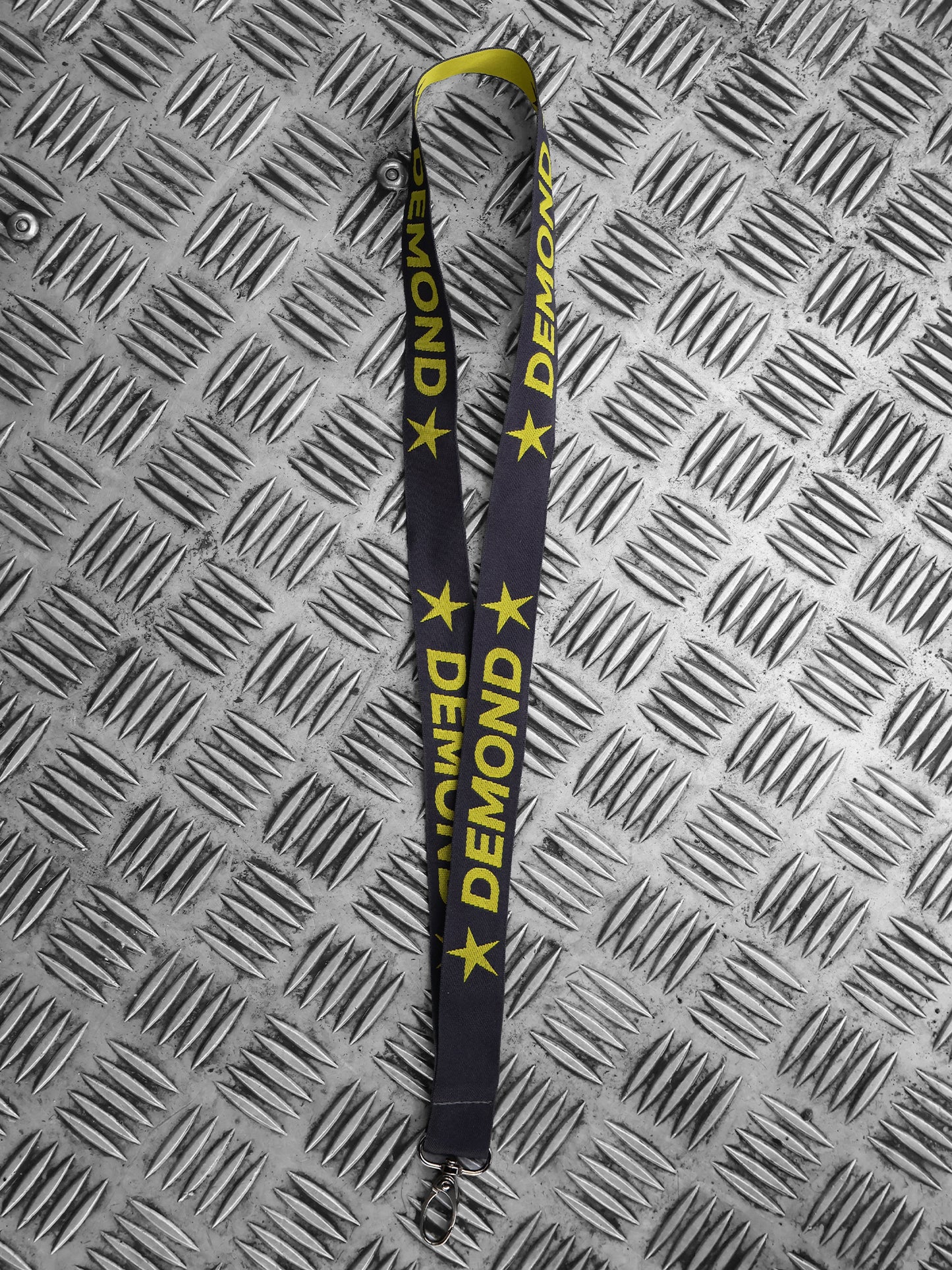 DEMOND Keychain Grau